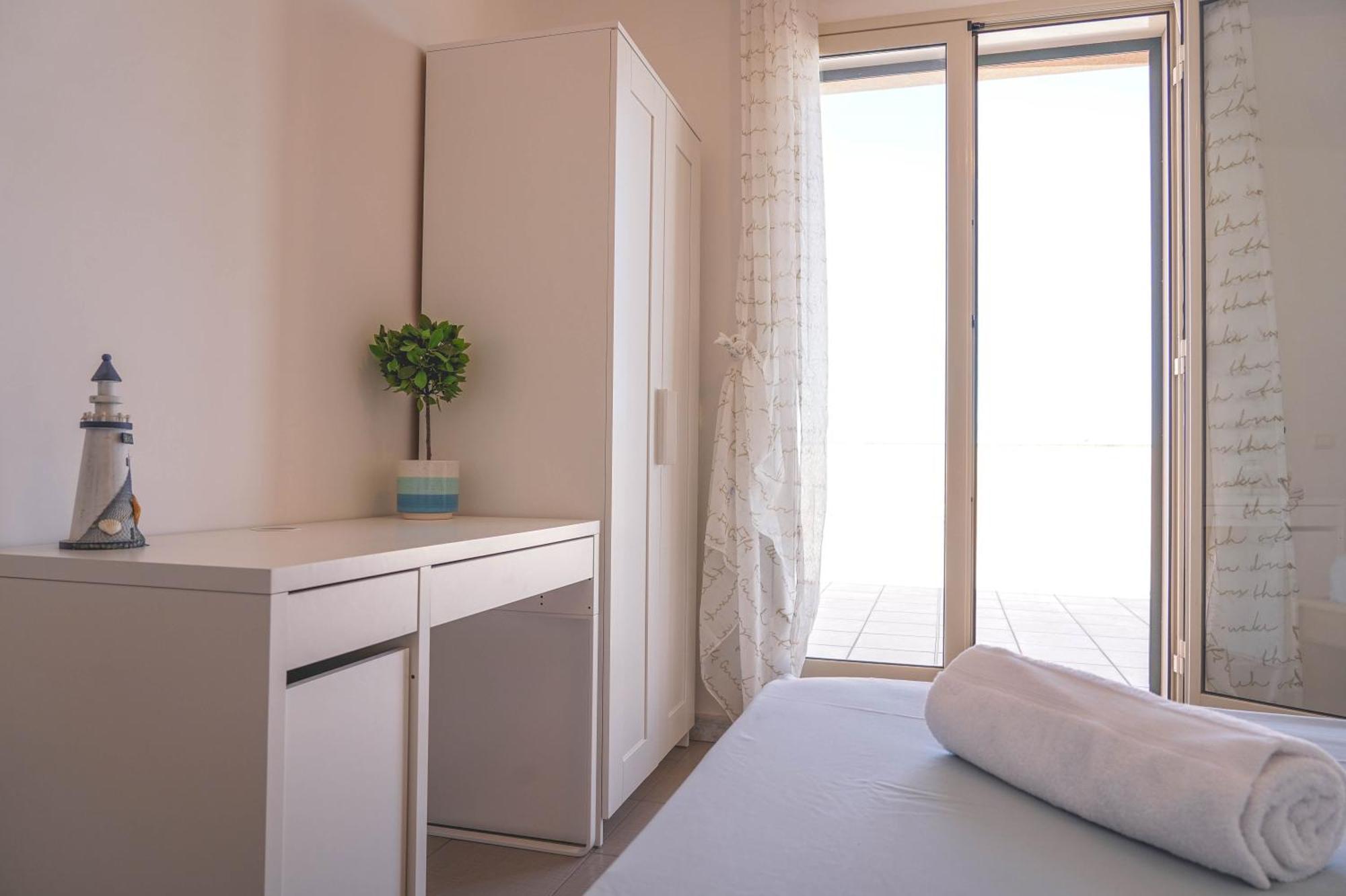 Ferienwohnung Attico Terrazza Cielomare Seaview Pozzallo Exterior foto